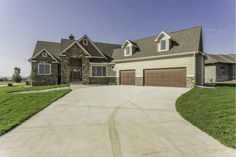 The Best Custom Home Builders in South Dakota Before & After Photos